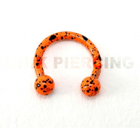 Piercing anneau fer à cheval tacheté orange